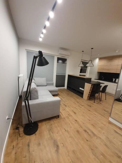 Vip Apart Bielany Przy Metrze Warszawa Exteriör bild